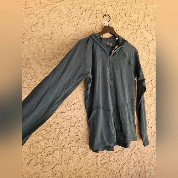 Offline by Aerie Active Wear Hunter Green Zip Up Hoodie Size Small NWT - Picture 4 of 7